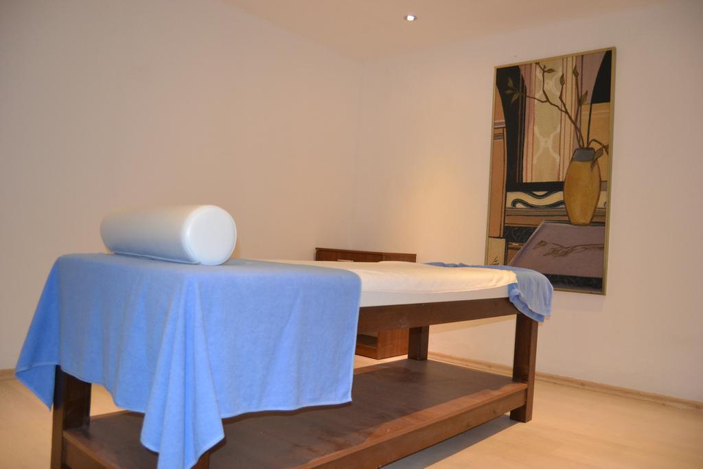 Hotel Suix Lara Antalya Extérieur photo
